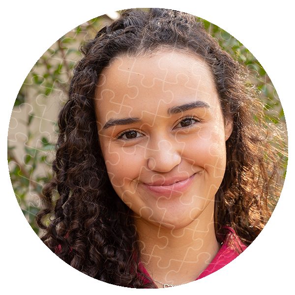 Anna Laura Correia de Oliveira